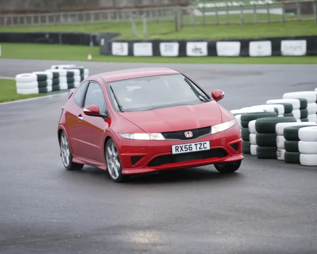 Honda Civic Type R хетчбек — 25