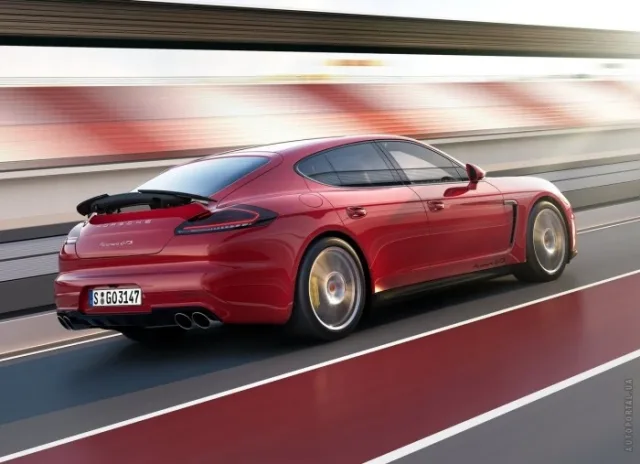 Porsche Panamera 2013 хетчбек — 10