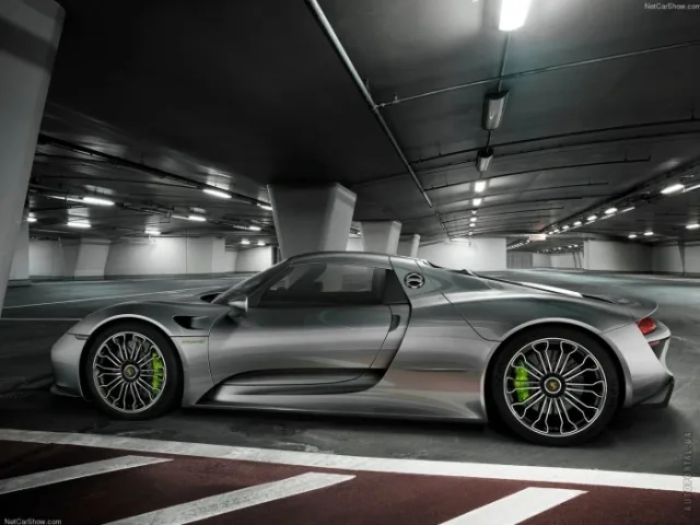 Porsche 918 Spyder 4.6 AT — 6