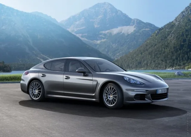 Porsche Panamera 2013 хетчбек — 11
