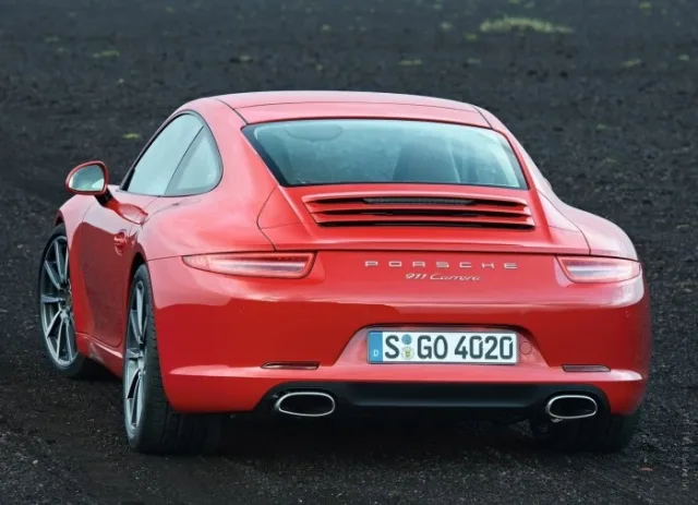 Porsche 911 Carrera 2007 coupe — 5