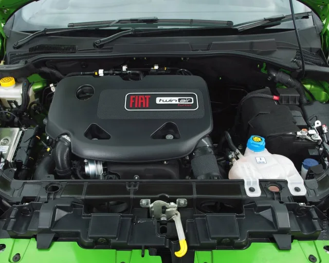 Fiat Punto 2012 5-дверний хетчбек — 5