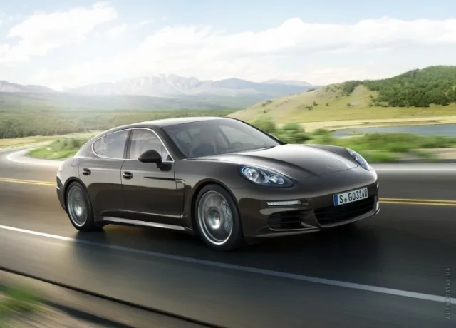 Porsche Panamera 2013 хетчбек — 12