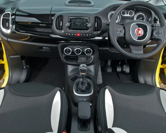Fiat 500 L Trekking універсал — 2