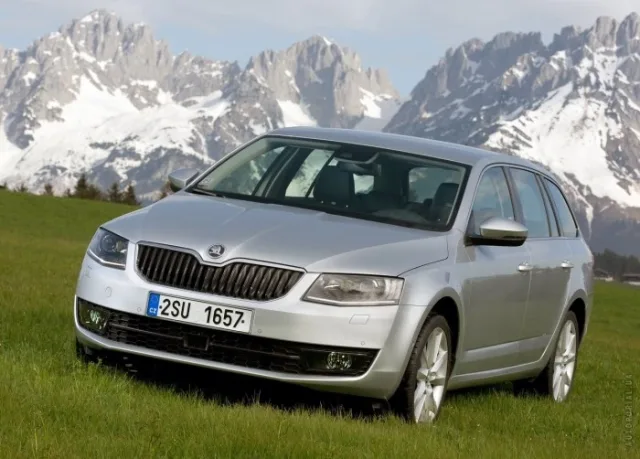 Skoda Octavia Combi A7 2013 — 18