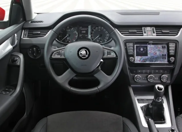 Skoda Octavia Combi A7 2013 — 5