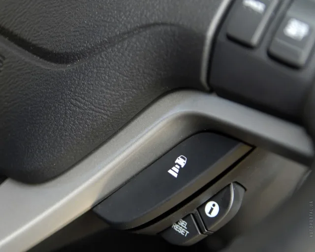 Honda CR-V кросовер — 5