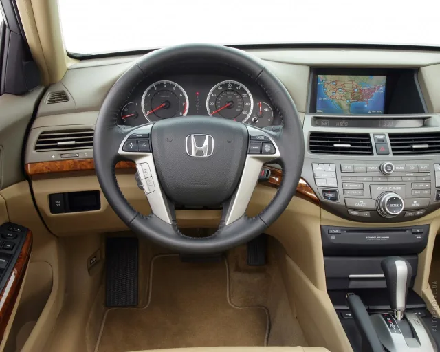 Honda Accord USA sedan — 6