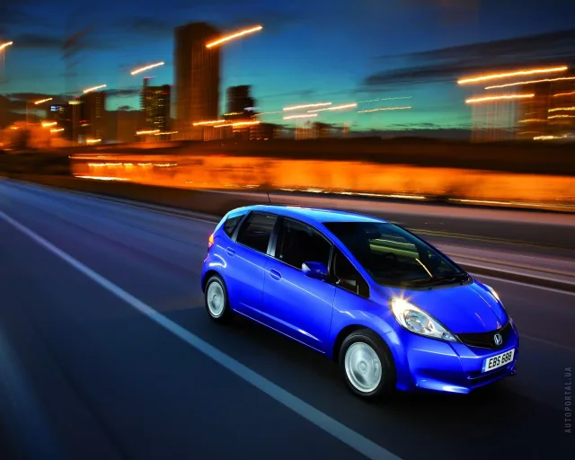 Honda Jazz 2011 microvan — 12