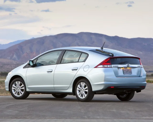 Honda Insight 1.3 AT — 25