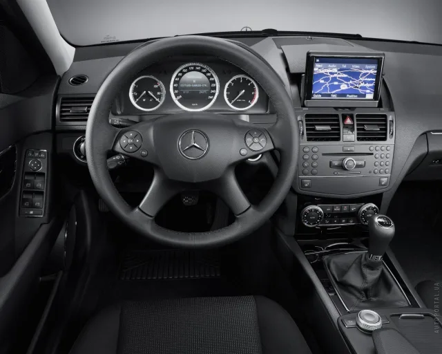 Mercedes-Benz C 320 CDI MT — 11