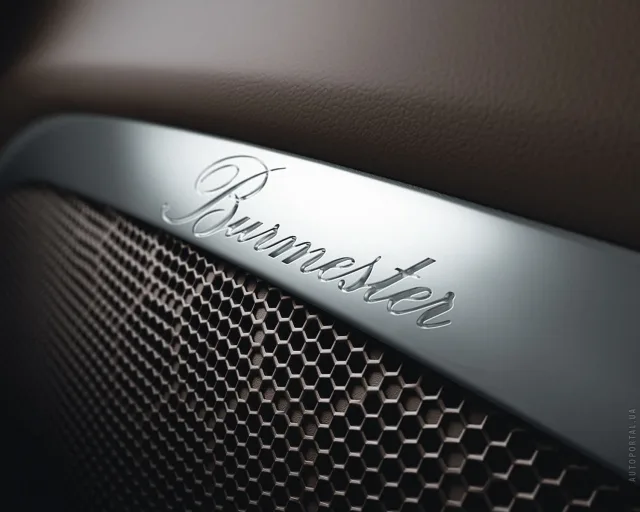 Porsche Panamera S 4.8 MT — 8