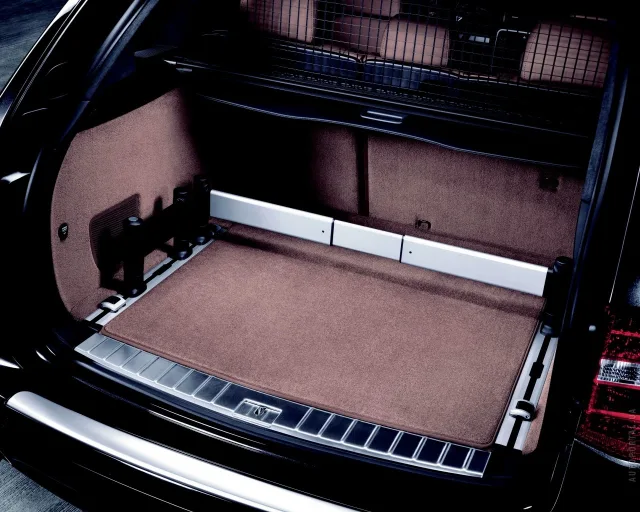 Porsche Cayenne 2002 кросовер — 2