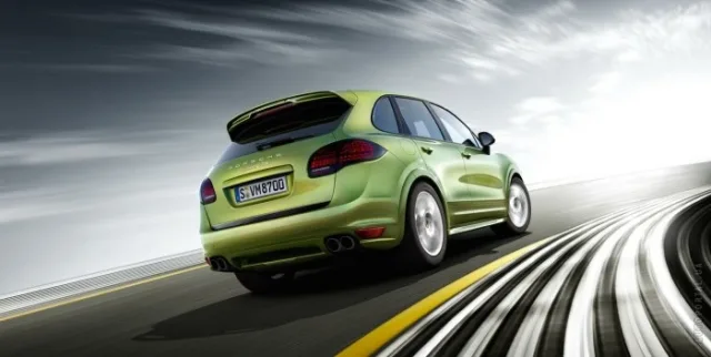Porsche Cayenne GTS кросовер — 17