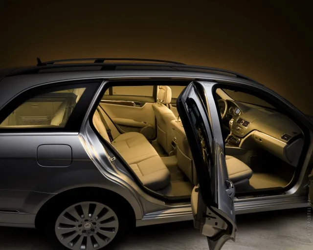 Mercedes-Benz C 320 CDI T MT — 11