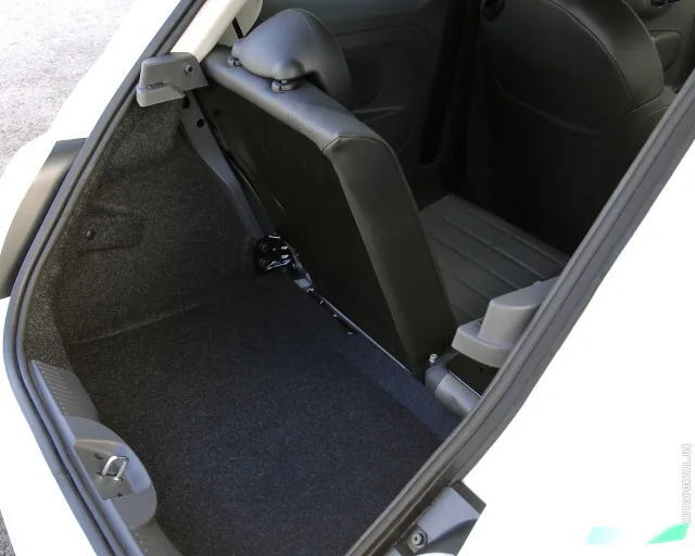 Fiat 500 3-door hatchback — 11