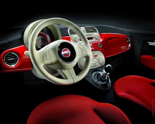 Fiat 500 3-door hatchback — 10