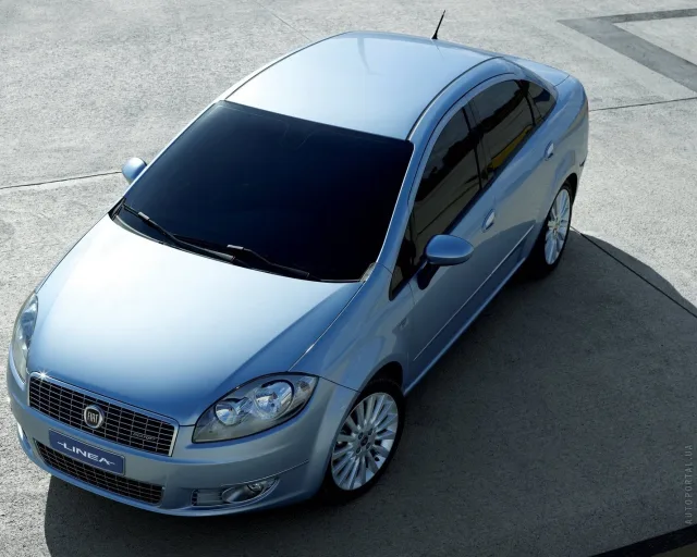 Fiat Linea седан — 12