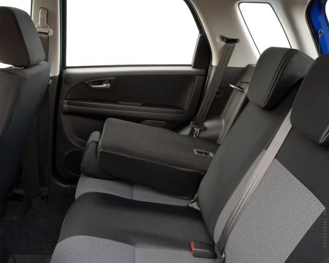 Fiat Sedici 1.6 MT Dynamic — 10