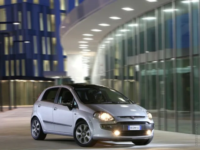 Fiat Punto Evo 5dr хетчбек — 5