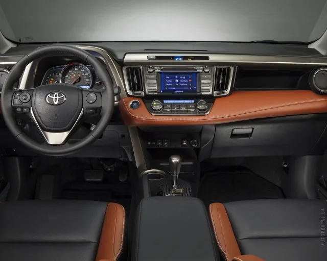 Toyota RAV4 2012 crossover — 12