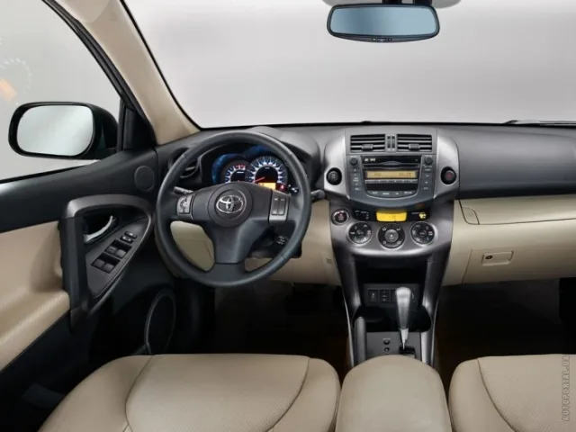 Toyota RAV4 Long кросовер — 4