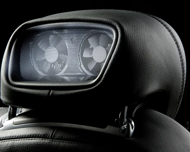 Mercedes-Benz SL-Class 2008 coupe convertible — 6