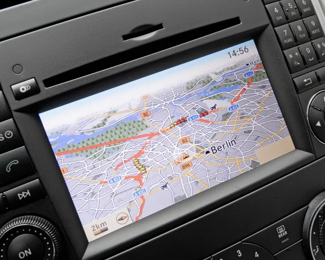 Mercedes-Benz A-Class 2004 3-door microvan — 9