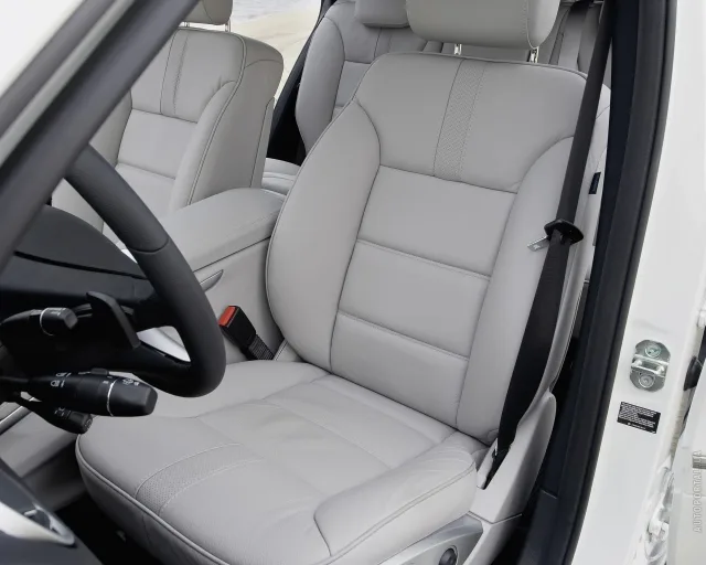 Mercedes-Benz ML 500 AT — 24