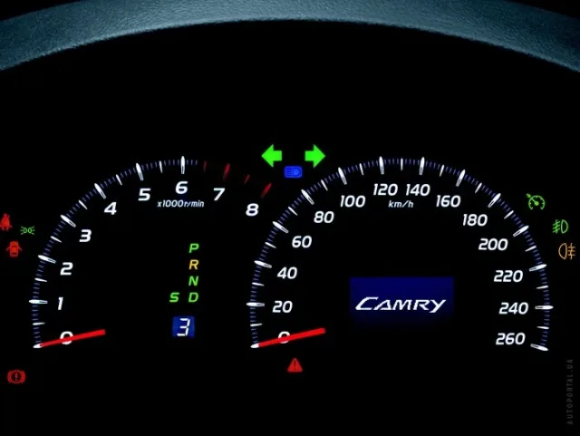 Toyota Camry 2005 sedan — 12