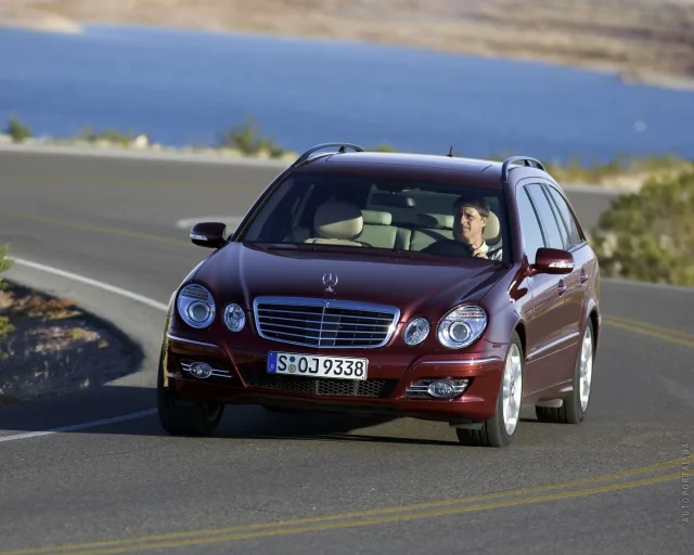 Mercedes-Benz E 320 CDI Wagon MT — 22
