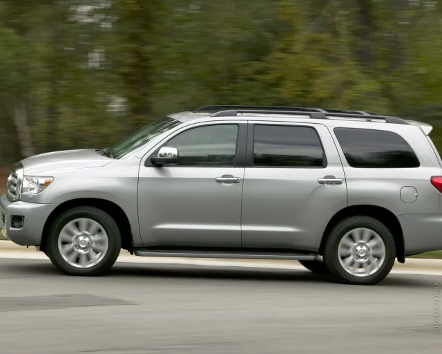 Toyota Sequoia позашляховик — 20