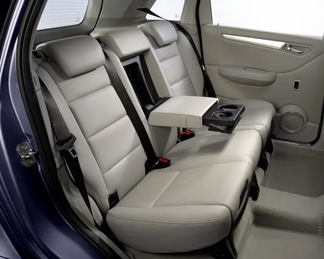 Mercedes-Benz B-Class 2005 microvan — 20