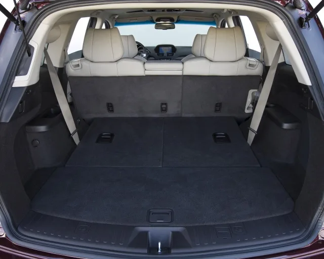 Acura MDX (Акура МДХ) кроссовер — 6