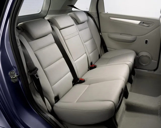 Mercedes-Benz B-Class 2005 microvan — 6
