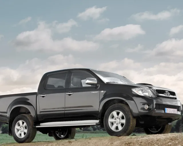 Toyota Hilux 2005 pickup — 23
