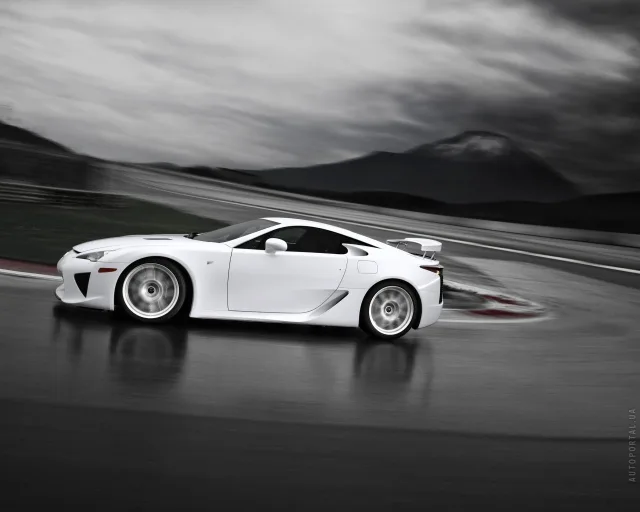 Lexus LFA спорткар — 19