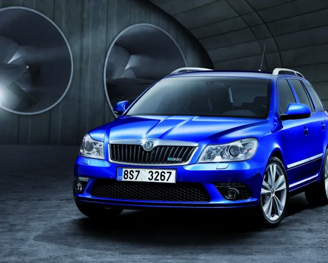 Skoda Octavia Combi RS універсал — 9
