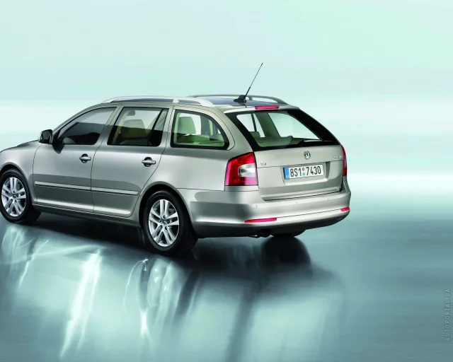 Skoda Octavia Combi 2008 універсал — 9