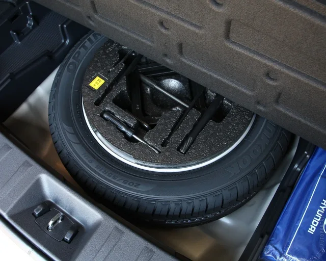 Hyundai i30cw 2010 (Хюндай, Хундай и30 св) универсал — 15
