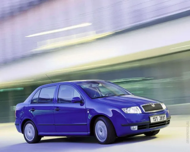Skoda Fabia 2000 (Шкода Фабия) седан — 8