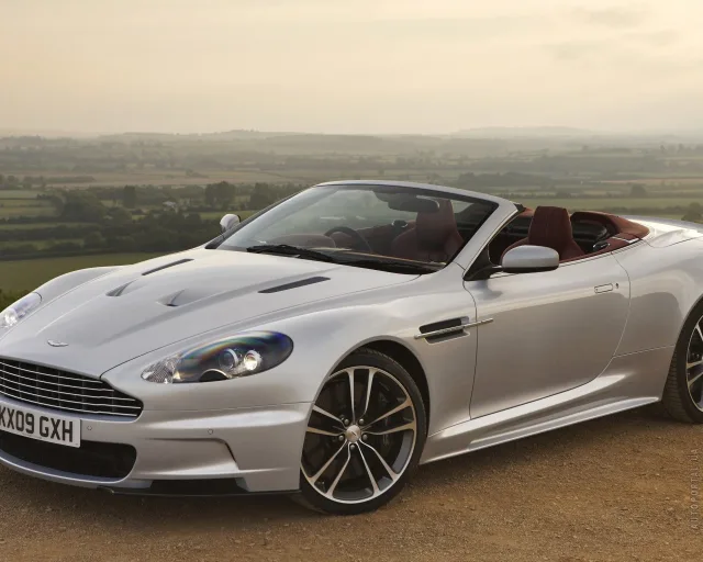 Aston Martin DBS Volante convertible — 11