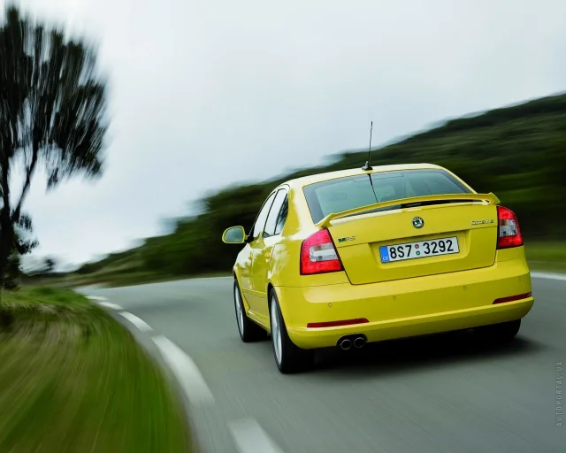 Skoda Octavia RS хетчбек — 15