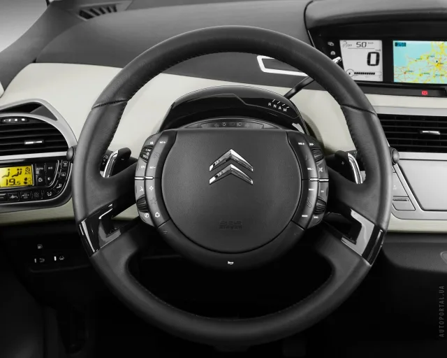 Citroen C4 Picasso 2.0 AT City — 16