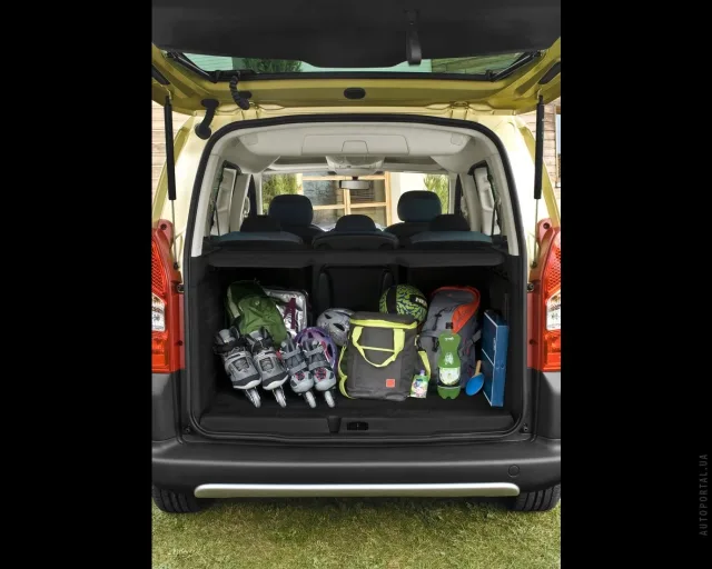 Citroen Berlingo 1.6D MT Touch — 11