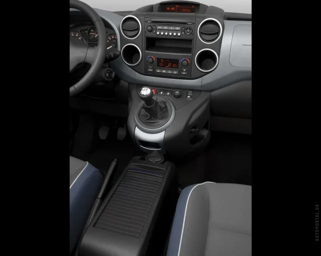 Citroen Berlingo 1.6D MT Touch — 19