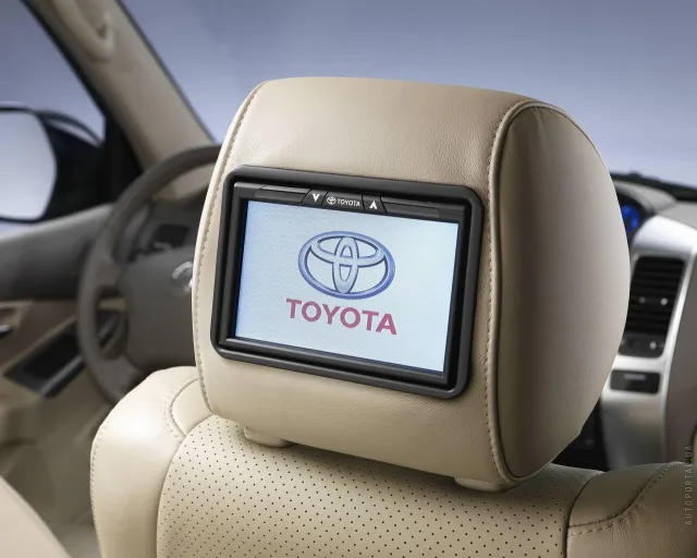 Toyota Land Cruiser Prado 120 SUV — 6