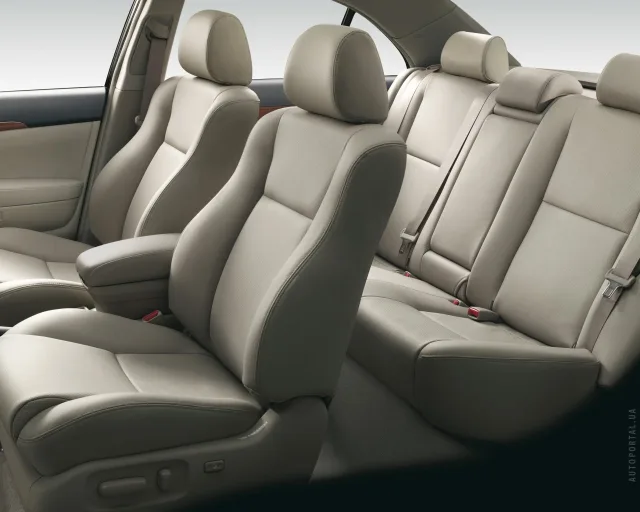 Toyota Avensis 2003 (Тойота Авенсис) cедан — 9
