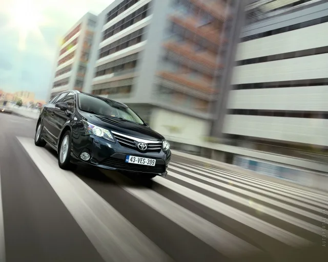 Toyota Avensis Tourer 2012 station wagon — 24
