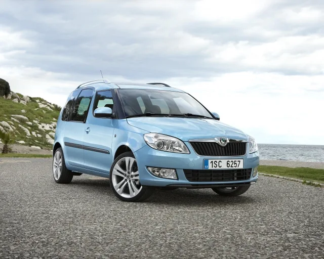 Skoda Roomster 1.6 AT Active — 19